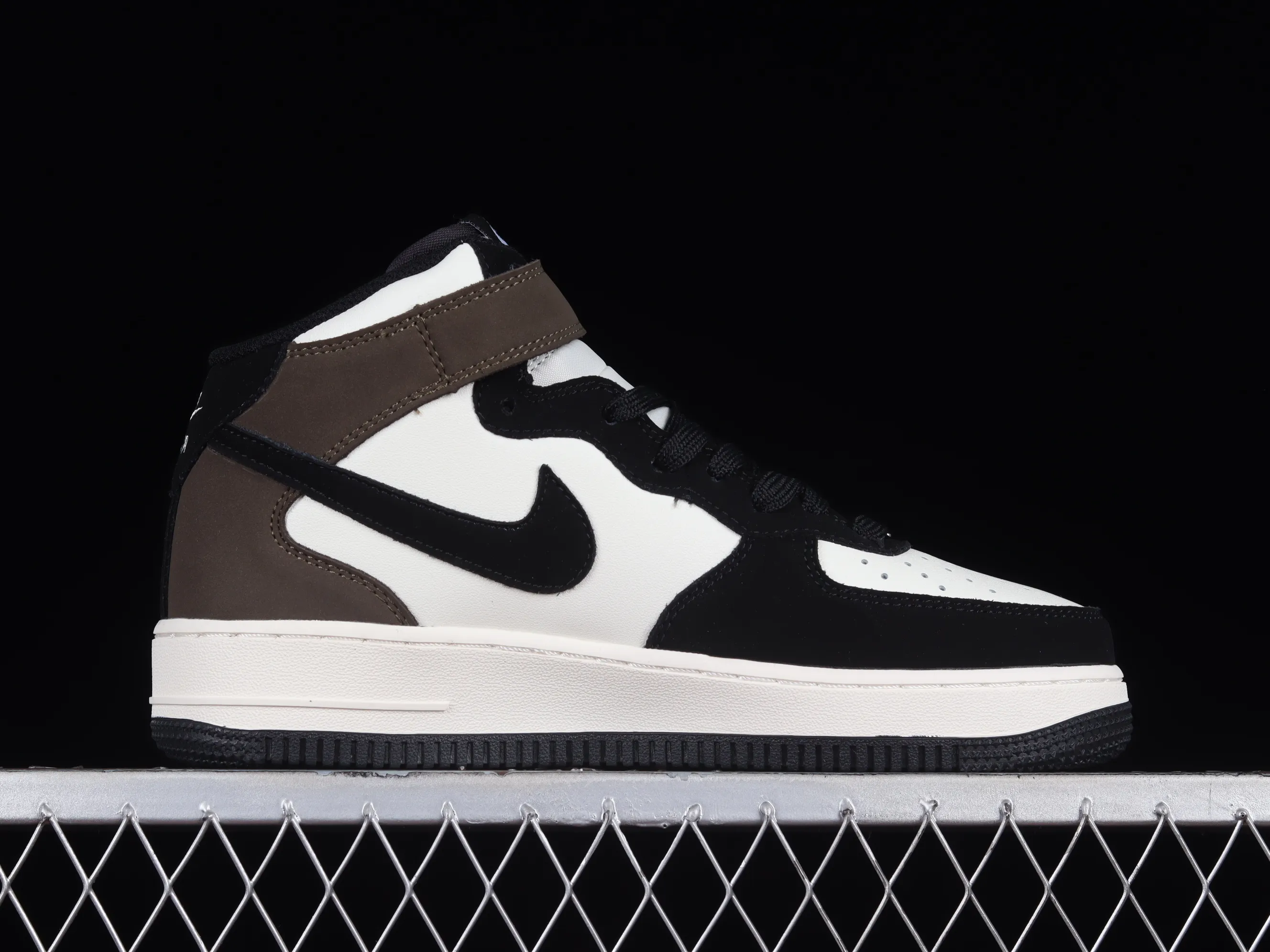 All categories Nk Air Force 1 Air Force series Nk Air Force 1 Mid Air Force mid-top Nk Air Force 1'07 Mid mocha black stitching Air Force One mid-top sports and leisure sneakers GH5696-023